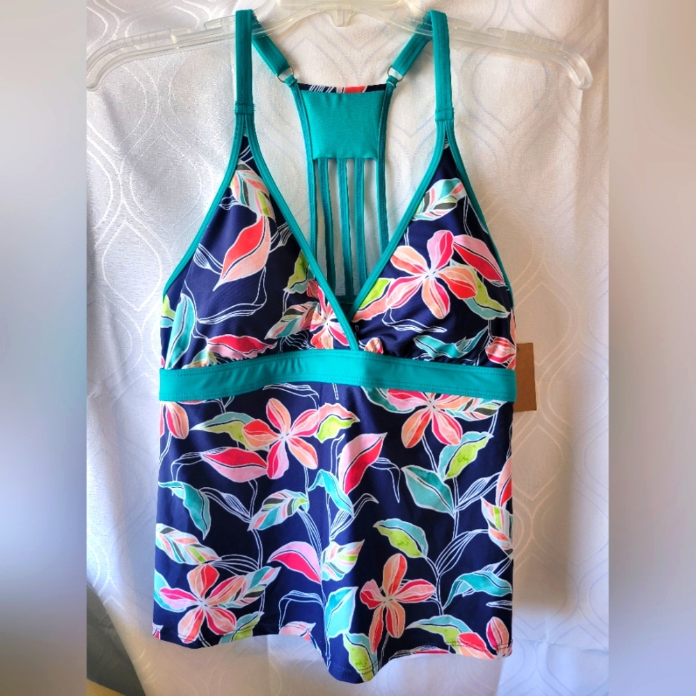 Title nine Tankini